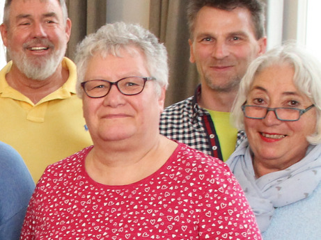 Brigitte Hallenberg (Mitte) nimmt regelmäßig am Treffen der Partnerbüros der Deutschen Schlaganfall-Hilfe teil.