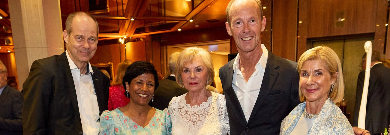 Liz Mohn und und ihre Gäste beim Fühlngsfest