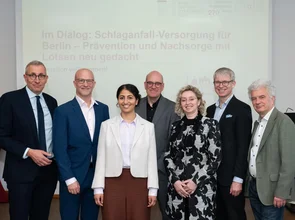 (© <p>Caro Hoene</p>) (© <p>Caro Hoene</p>)