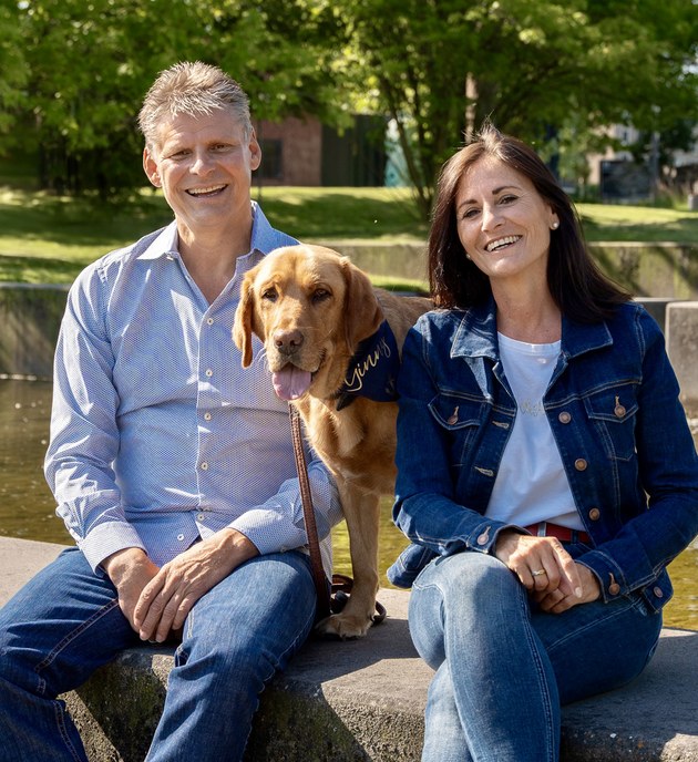 Tanja Eggers und ihr Mann Jörg Zuber mit Ginny 