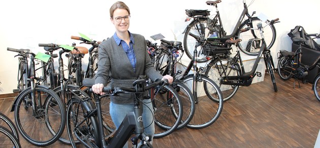 Die Idee, Fahrräder zu motorisieren, gibt es schon lange